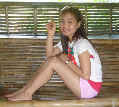 Pinay Teen Tinira sa ilog (Filipina Outdoor sex) .